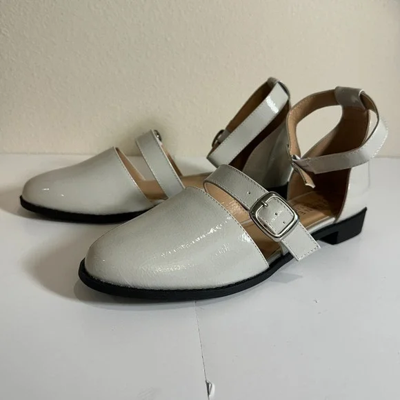 New Journee Collection Constance Double Buckle Flats Grey size 9.5W - Picture 8 of 9
